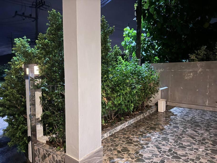 Panalee Banna Village独栋东区3卧室别墅远离尘嚣静谧之王 Nong Prue Exteriör bild
